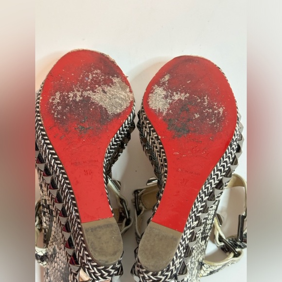 CHRISTIAN LOUBOUTIN CATACLOU STUDDED SNAKE PRINT ESPADRILLE WEDGES SIZE 37 - Picture 9 of 9